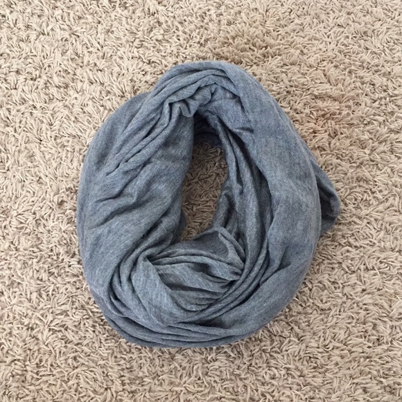 Gray Infinity Scarf - Picture 3 of 3
